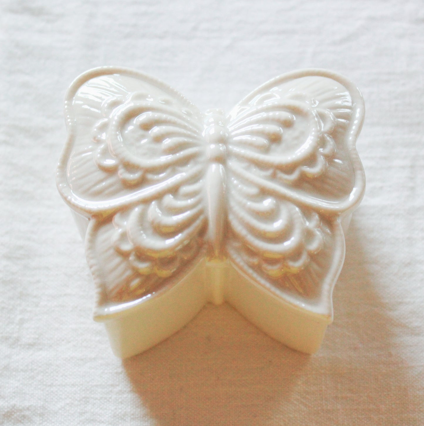 Porselens sommerfugl