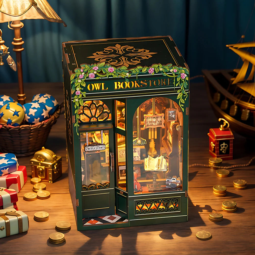 Book Nook: Owl bookstore