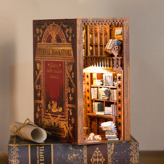 Book nook: Eternal Bookstore